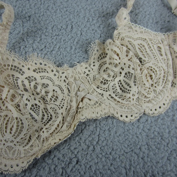 Victoria's Secret Bras  size 32DDD Dream Angles Push-up unlined lace underwire - Picture 5 of 16